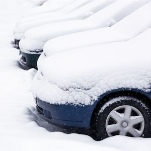 Cómo Salir de la Nieve con el Coche