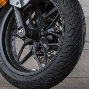 Lee más sobre el artículo Cuáles son los mejores neumáticos de moto para el invierno