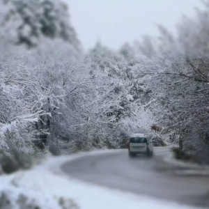 Lee más sobre el artículo Qué hago si encuentro hielo en la carretera